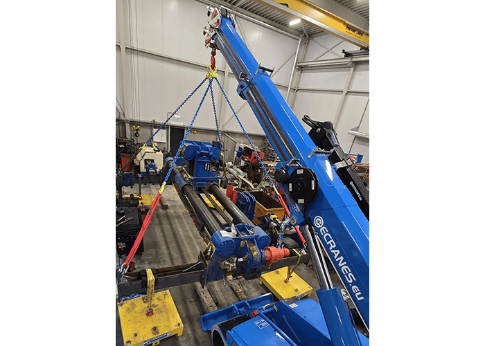 V210R 21 tons Pick & Carry kraan Testhijs 16 ton Huren Ecranes