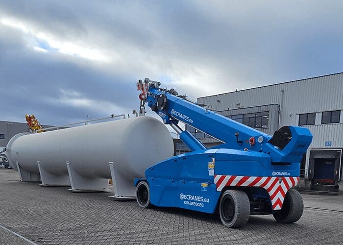 Valla V210R Pick & Carry kraan huren Ecranes