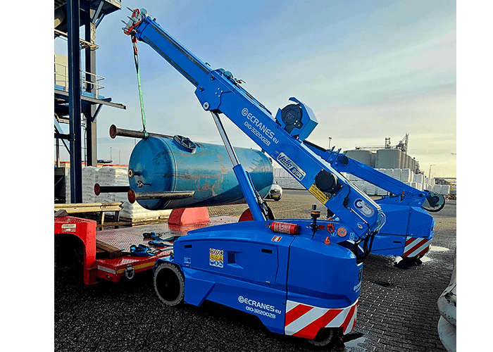 Valla V36R 3.6t pick & Carry kraan huren Ecranes