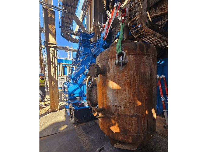 Valla V80R Pick & Carry kraan 100% elektrische minikraan huren Ecranes