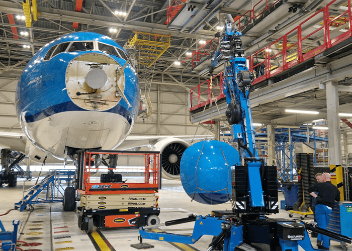 Hoeflon C6e huren Ecranes